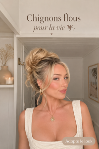 Une femme réalisant un messy bun élégant, style décontracté.